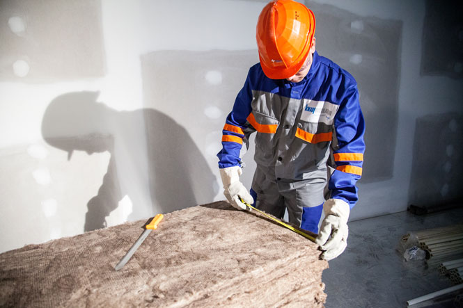 Odříznutí předem stanovené části minerální izolace pro nestandardní rozteč